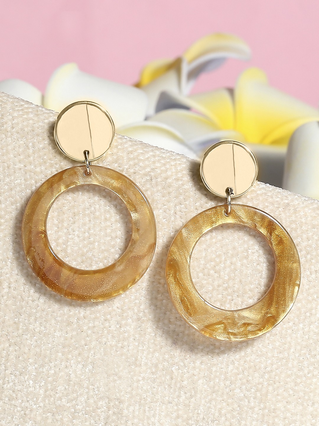 Gold toned acetate hollow circular drop dangler earrings