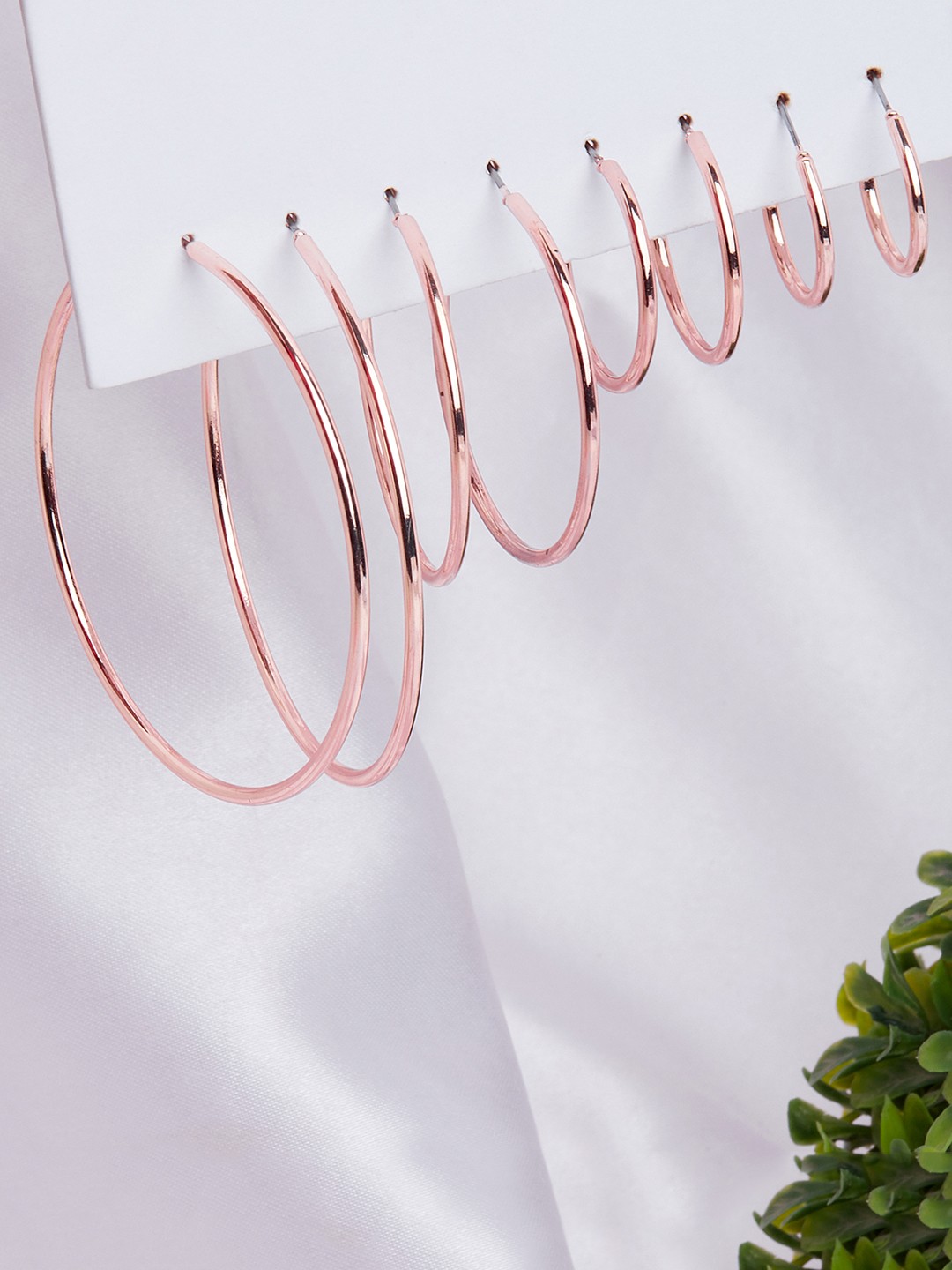 Set of 4 Rose gold hoop earrings