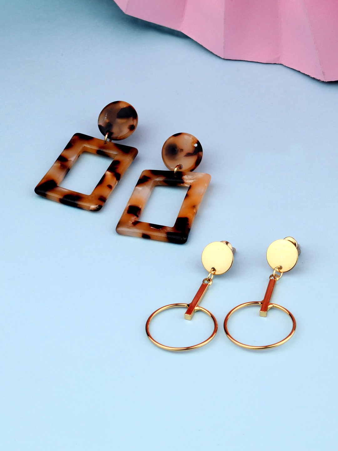 Gold toned set of 2  tiger acetate and gold dangler earrings