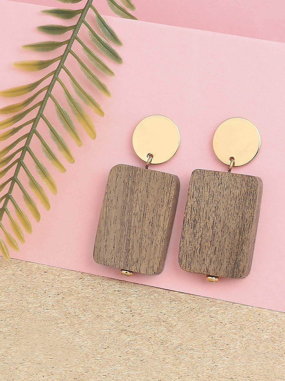 Gold tonned wooden dangler earring
