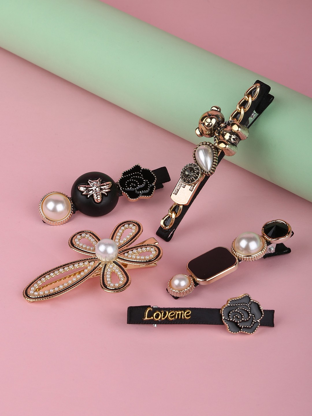 Pack of 5 Black & gold clip set with pearls and teddy bear